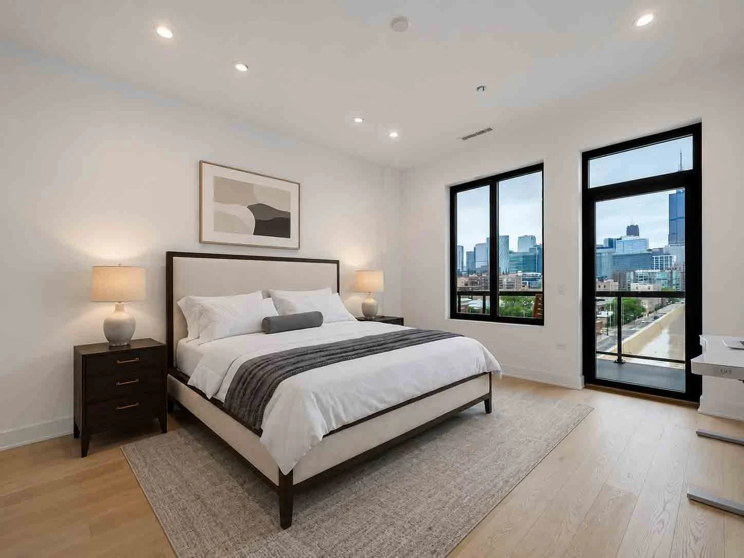 14 -VS - primary bed.jpg