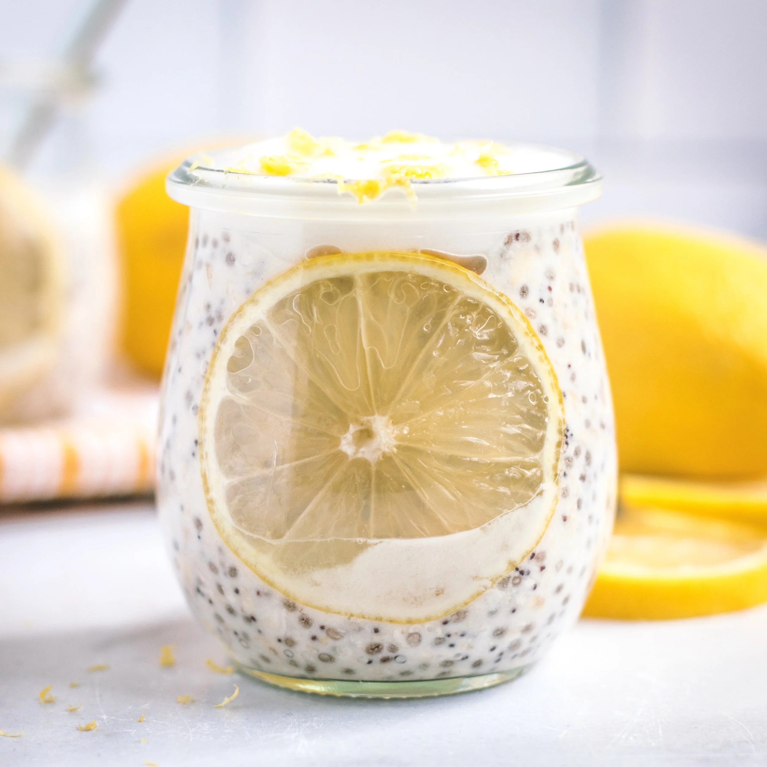 Lemon Poppyseed Overnight Oats
