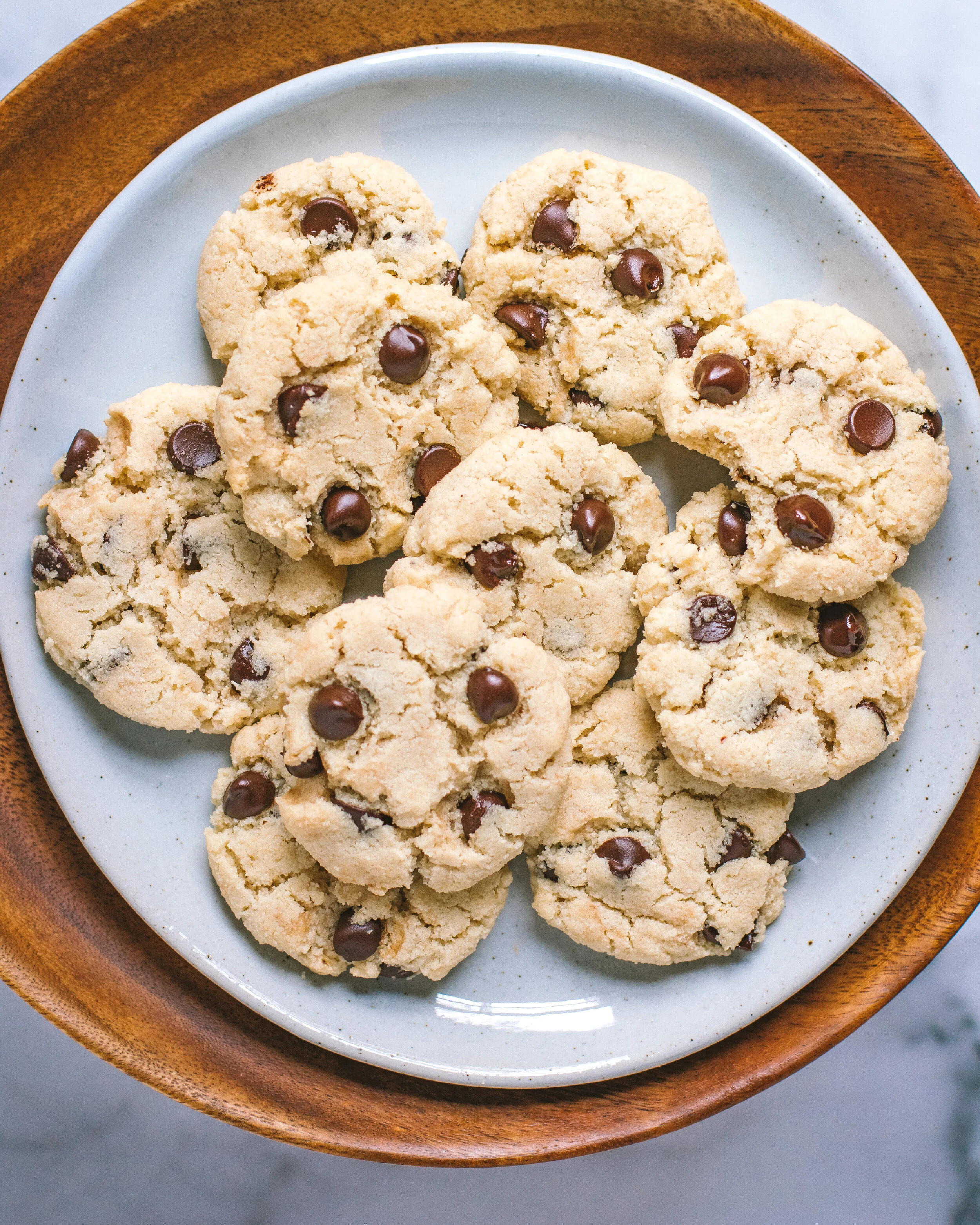 Soft Baked Almond Flour Chocolate Chip Cookies