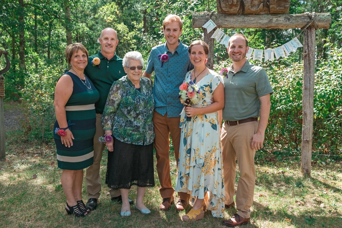 2021_Petels_Wedding-20.jpg