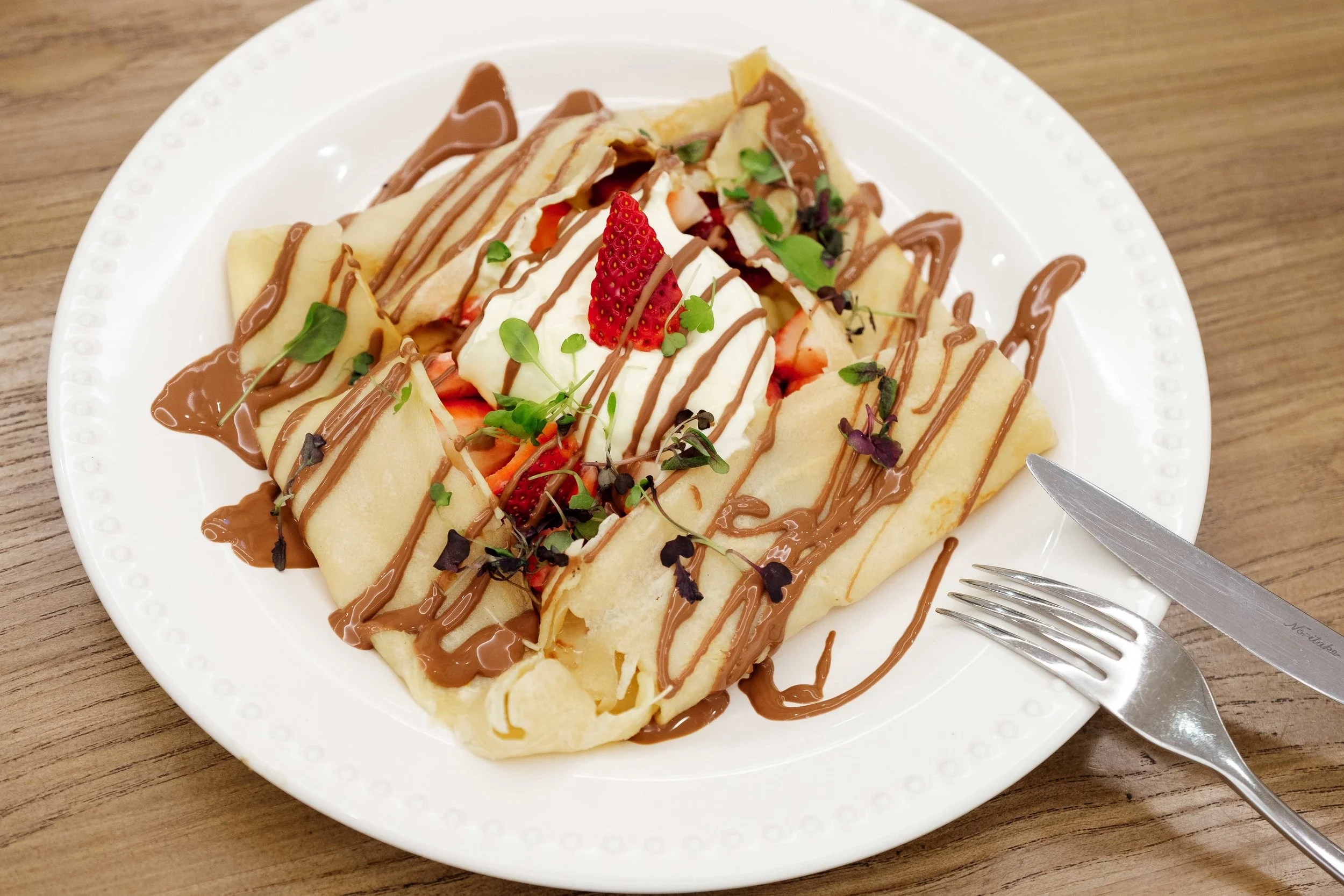 Strawberry Crepe - AYZZ3437.jpg