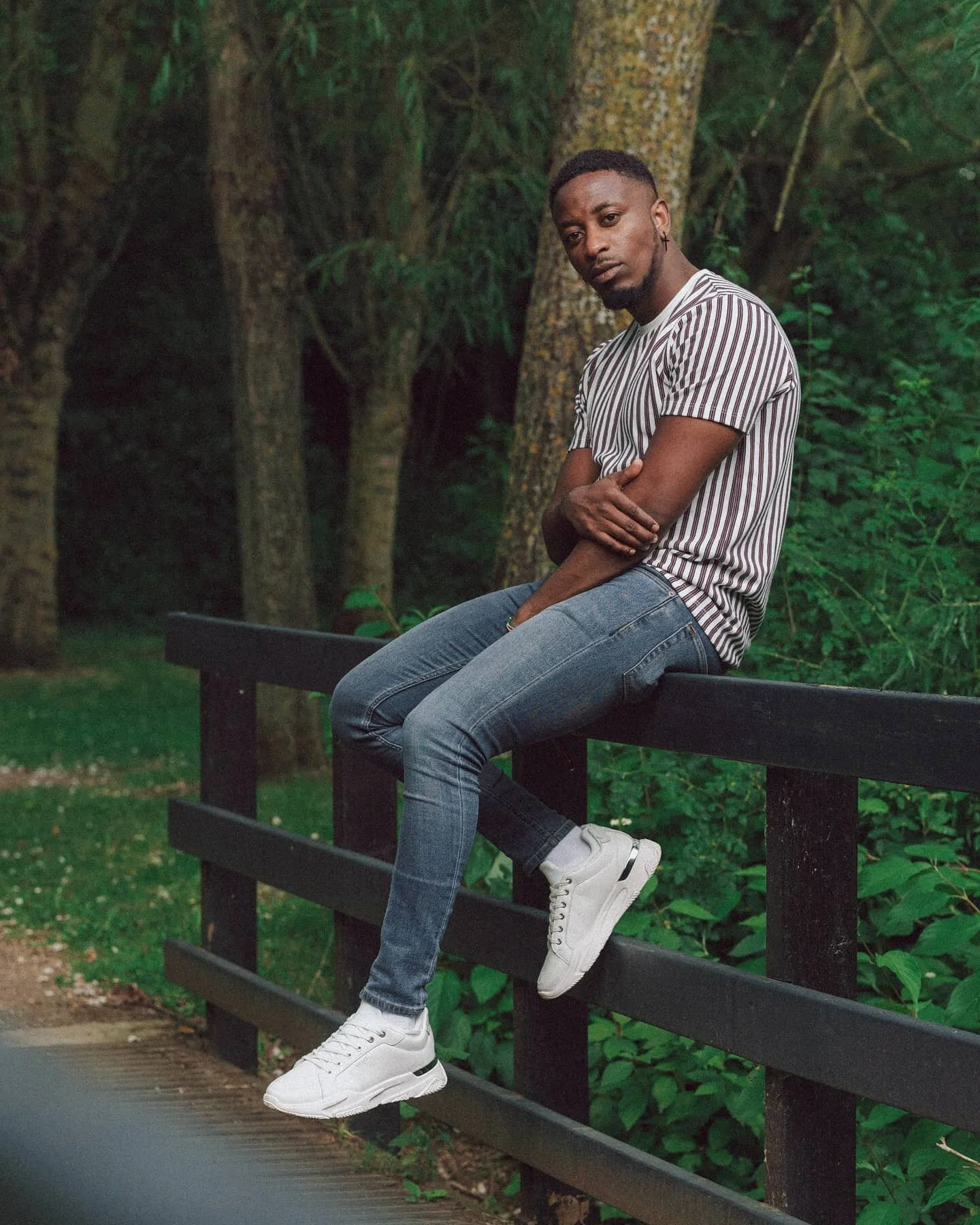 There is a calmness to a life lived in gratitude, a quiet joy.
.
.
.
.
.
#madewithkodak #colorfilm #shootitwithfilm #portraitmag #believeinfilm #filmisnotdead #filmshooterscollective #filmphotographic #neutralpalette #somewheremagazine #rentalmagazin