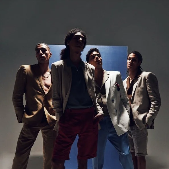 UNNMEN x Orange Square 