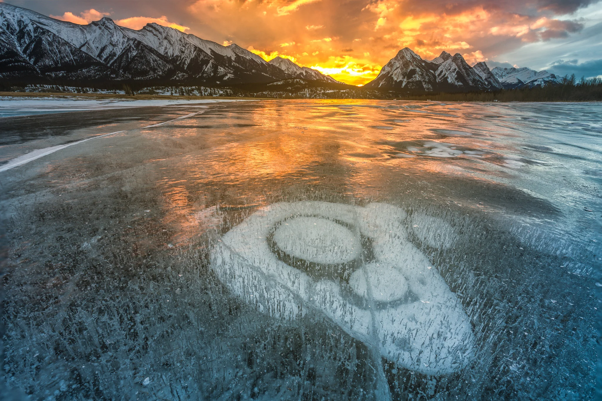 Methane Bubbles on Lake Abraham