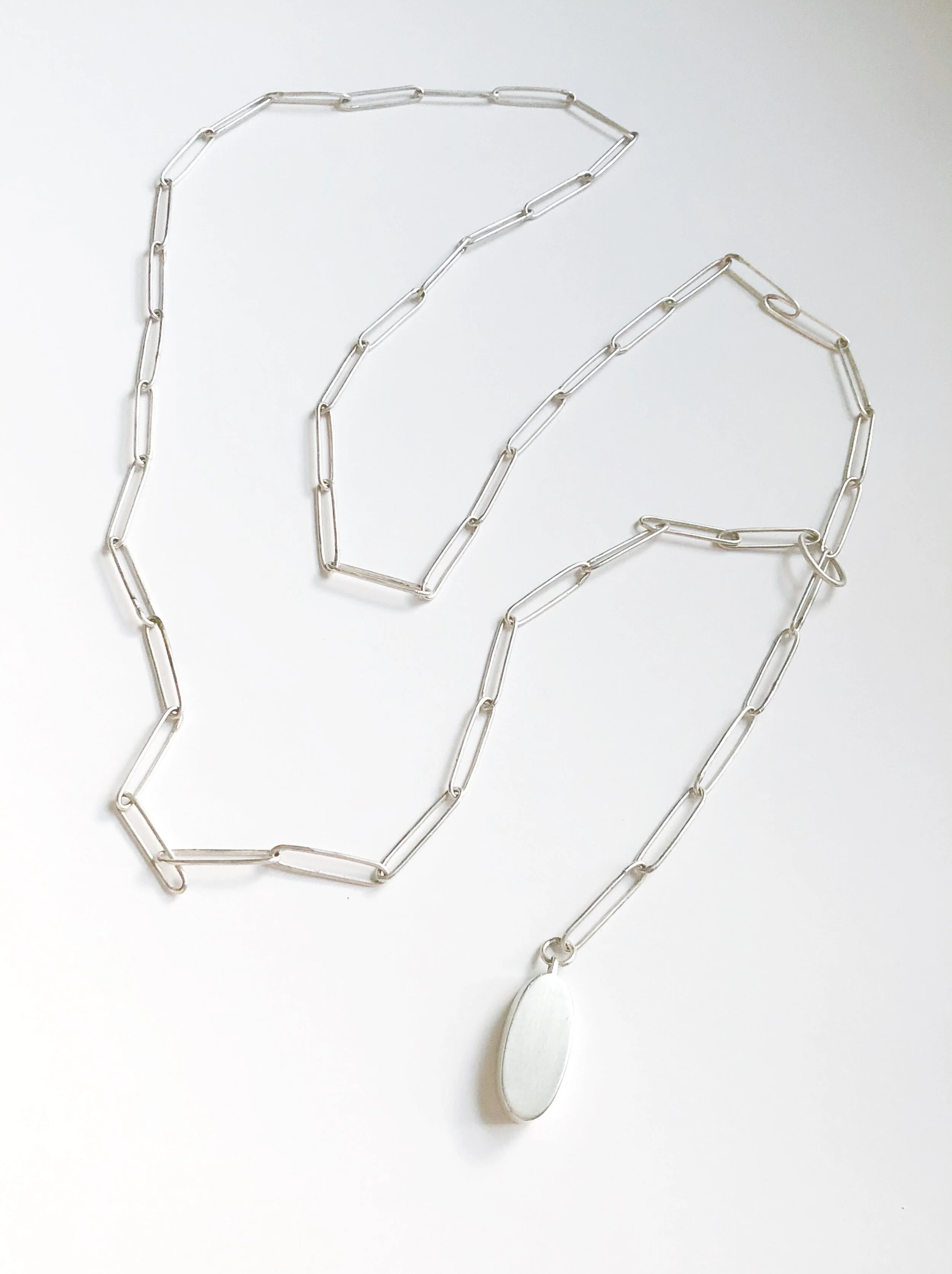 Elongated Oval Lariat