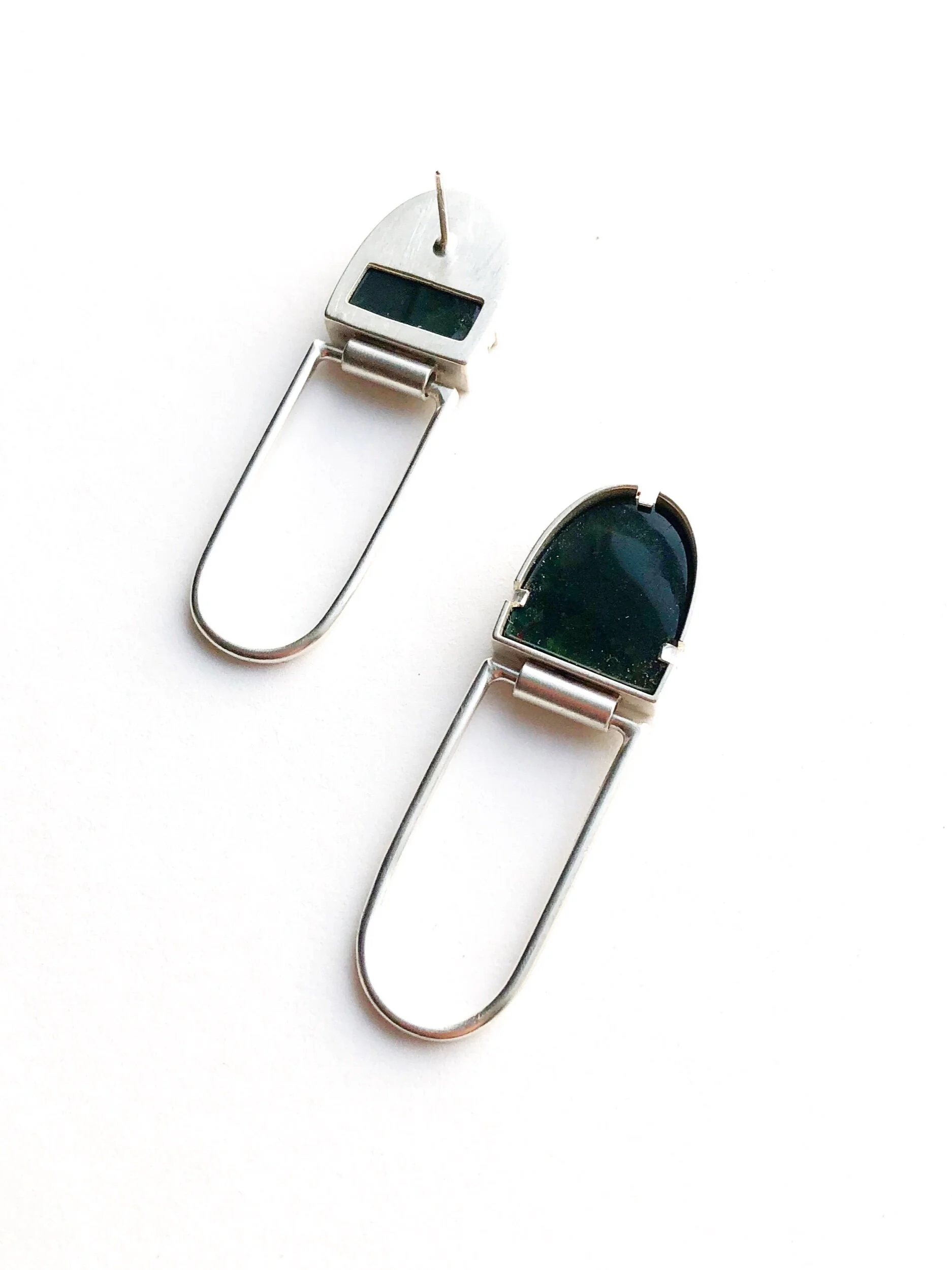 6F137477-EEDD-4AE4-8CC7-9B849DE4A88A