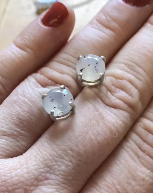 E16B748D-273A-40C0-90E1-AFB0A0101885