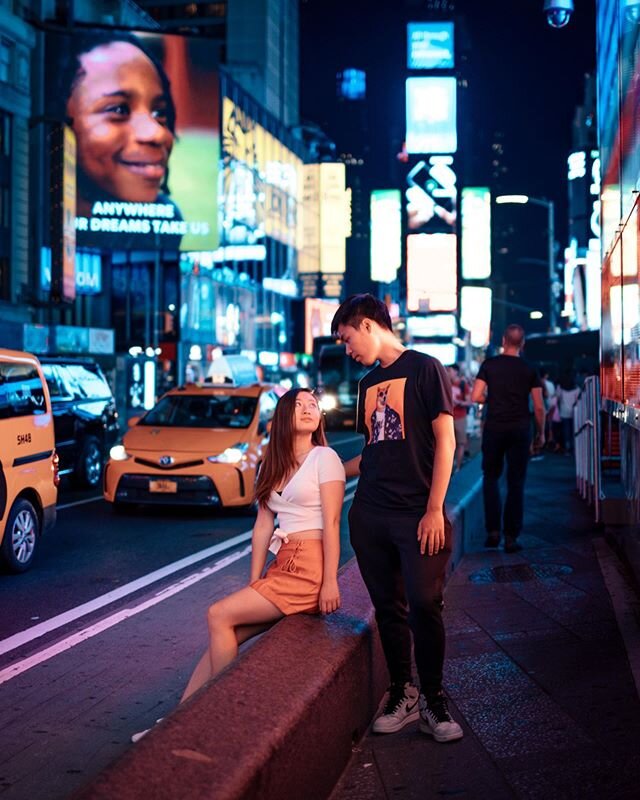 Is it worth to have your pictures taken at one of the most popular and iconic spot in New York City? See it yourself! .⠀⁣
.⠀⁣
.⠀⁣
.⠀⁣
.⠀⁣
#portrait_vision #bravogreatphoto #portraitcentral ##aovportraits #portraitpage #portraitmood #familyphotosessio