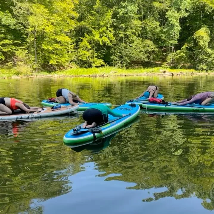 This weekend!!! Standup Paddle board Yoga and Floating Sound Bath!  You&rsquo;ll love it and be so grateful you came! 
RSVP by Wednesday evening!

🏄&zwj;♀️ ☀️ 🌲 

Only a few spots let for the Annual Mountain Retreat!