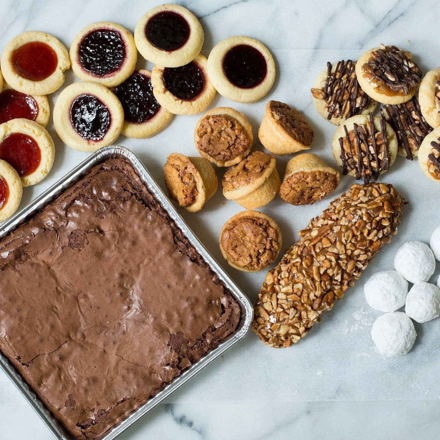 Have you gotten all your Labor Day treats yet!? We&rsquo;re your one stop shop for all things sweet. We&rsquo;ll be here till 5! Order online for a quick pickup or just stop by!! 🧚