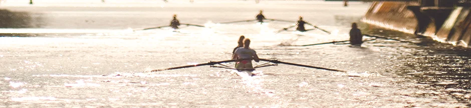 Montlake%20Rowers_CROP_BOTTOM_OF%20BRIDGE111_0.jpg