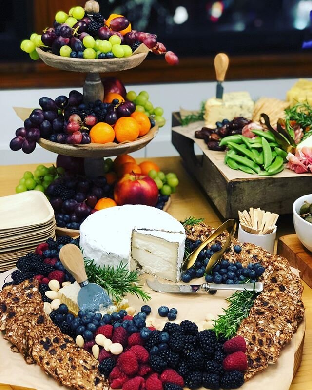 A few (of many😉) shots from last night&rsquo;s Pacific Northwest Grazing Board @thesmithtower 🧀🥂 so fun being a part of this amazing event @hightowergroup promoting women in design leadership! &bull;

If you&rsquo;re looking for a unique food stat