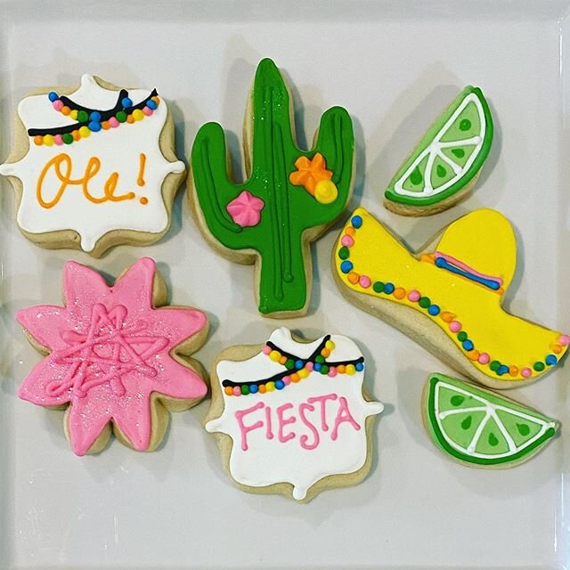 Happy Cinco de Mayo!!
Festive cookies still available at www.sarahsavoryandsweet.com/order