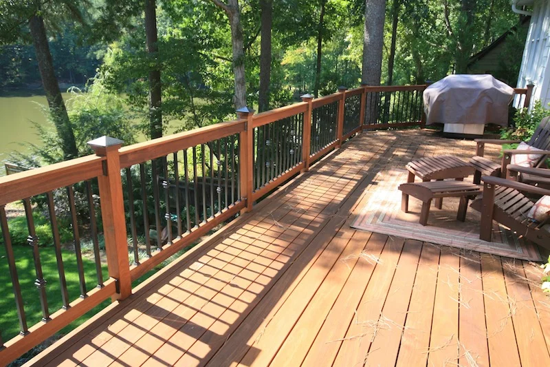 railing-black-spindles.jpg