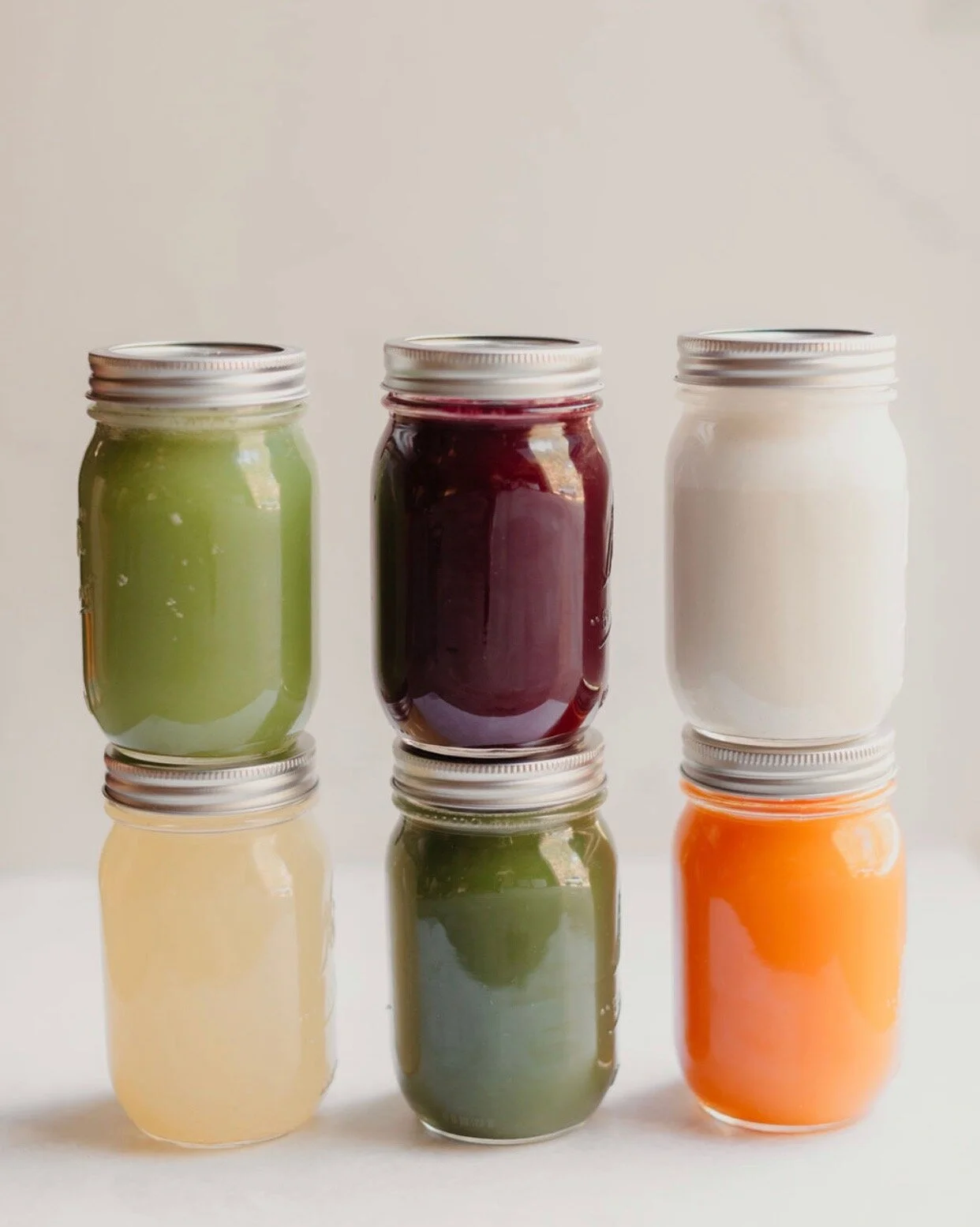 JUICE OF THE MONTH: KALE YEAH!