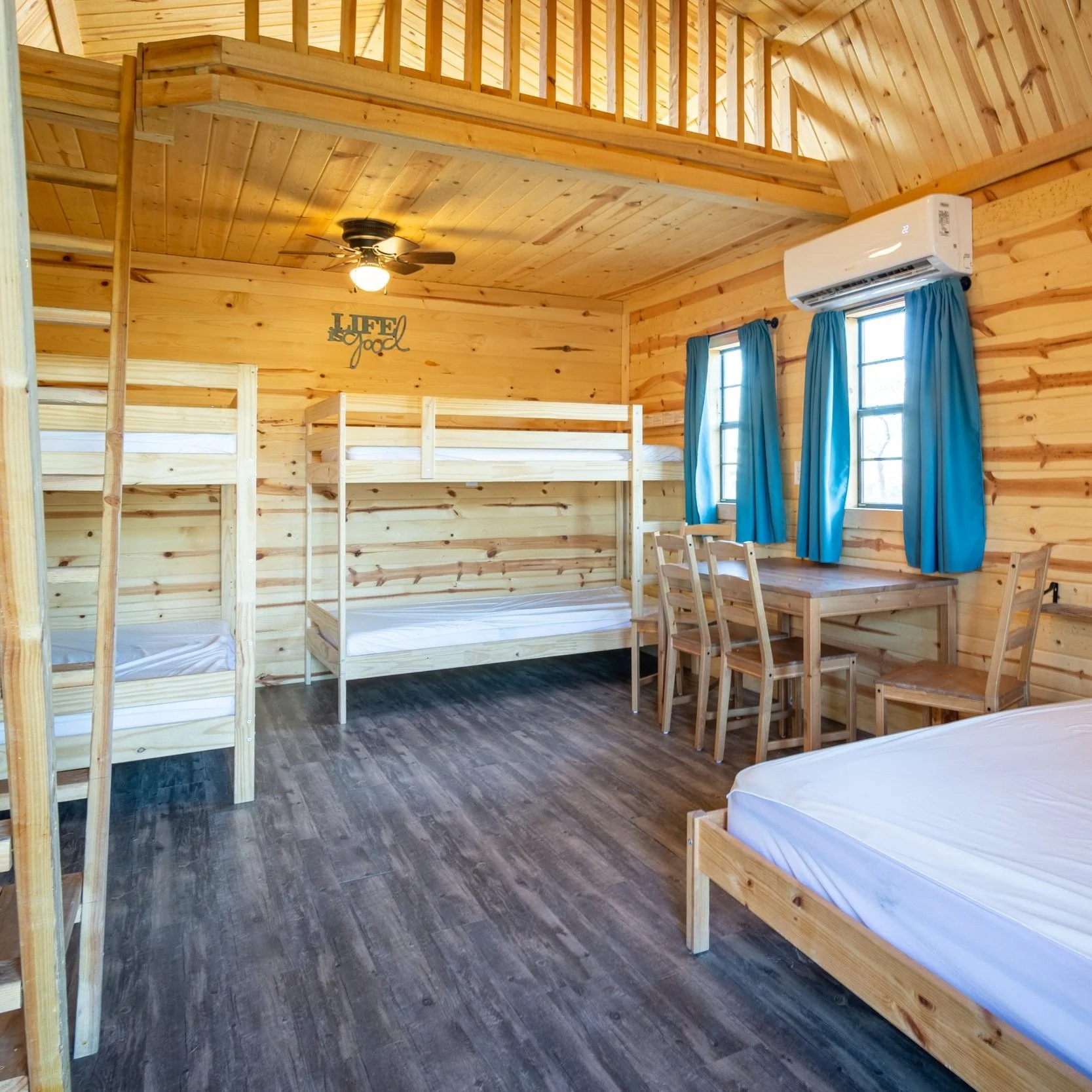 10-person-cabin-interior-3.jpg