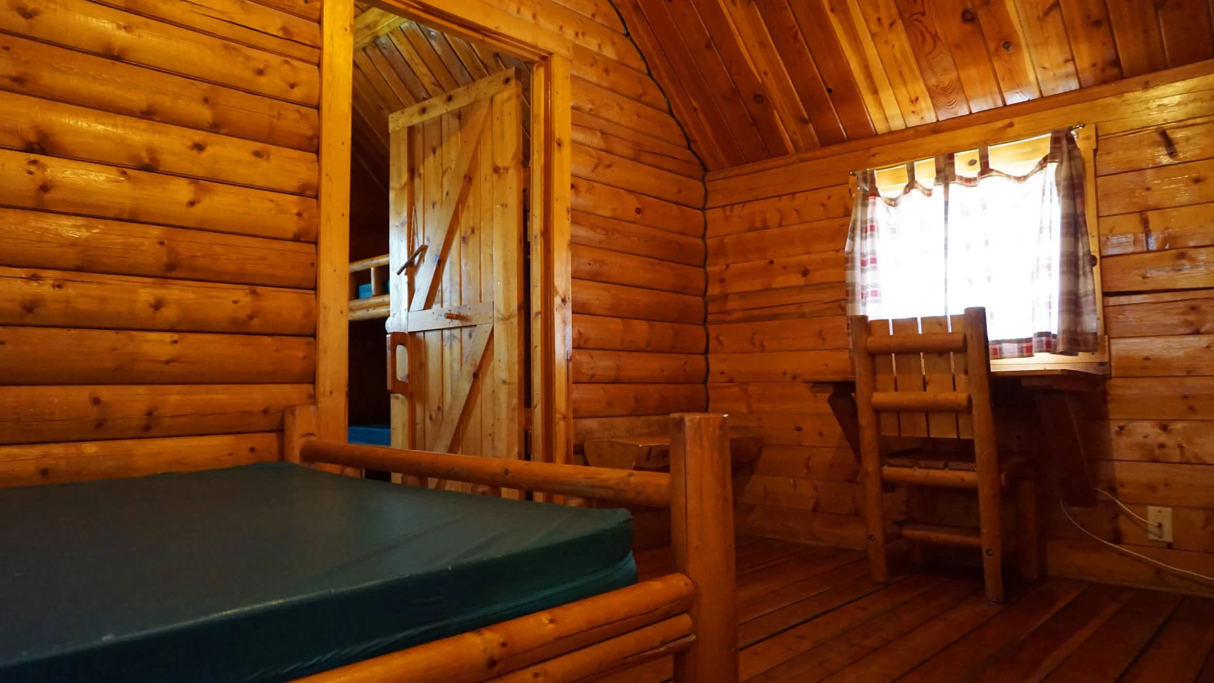 two-bedroom-cabin-arizona-oasis.jpg