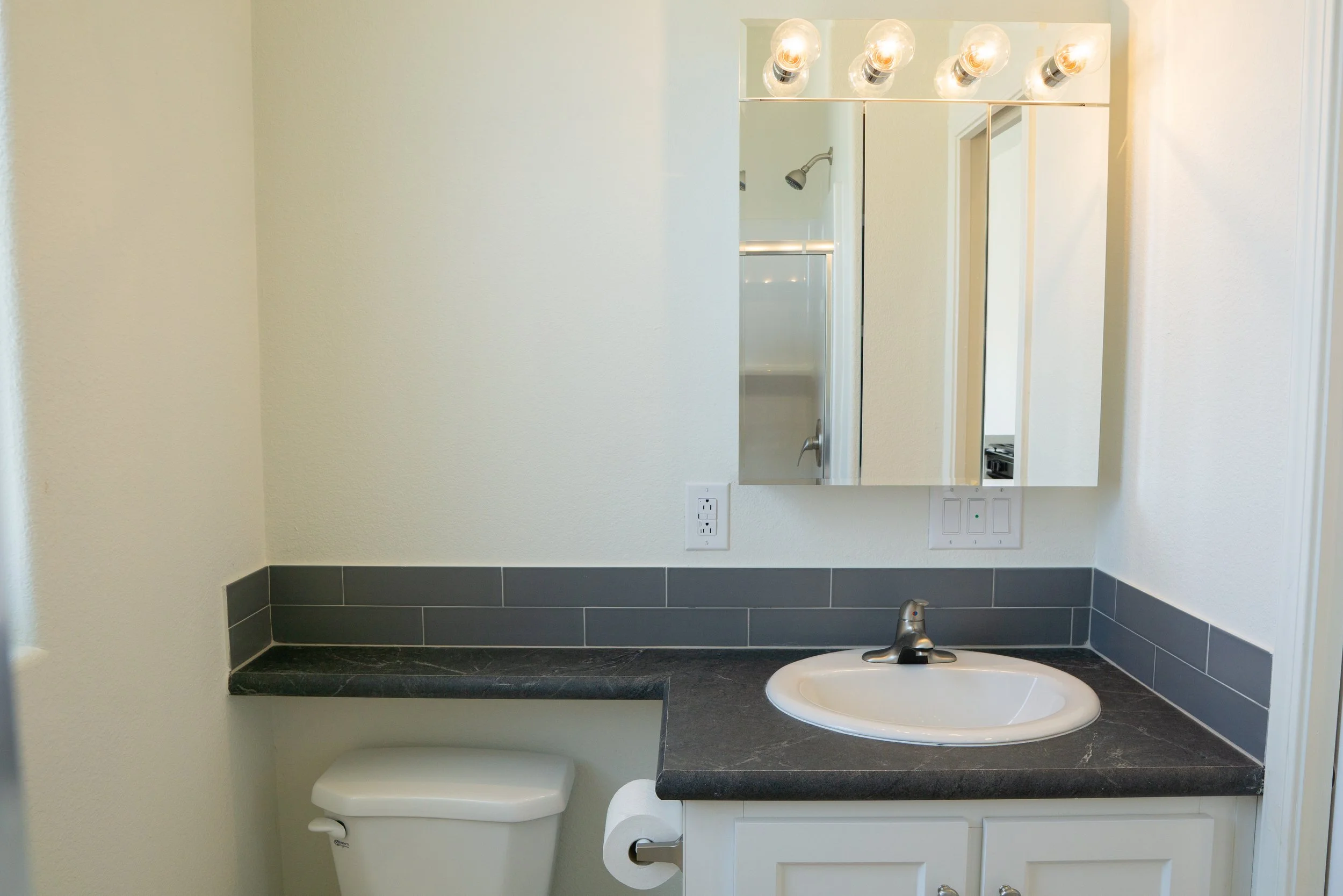 AZO Home 82-32.jpg