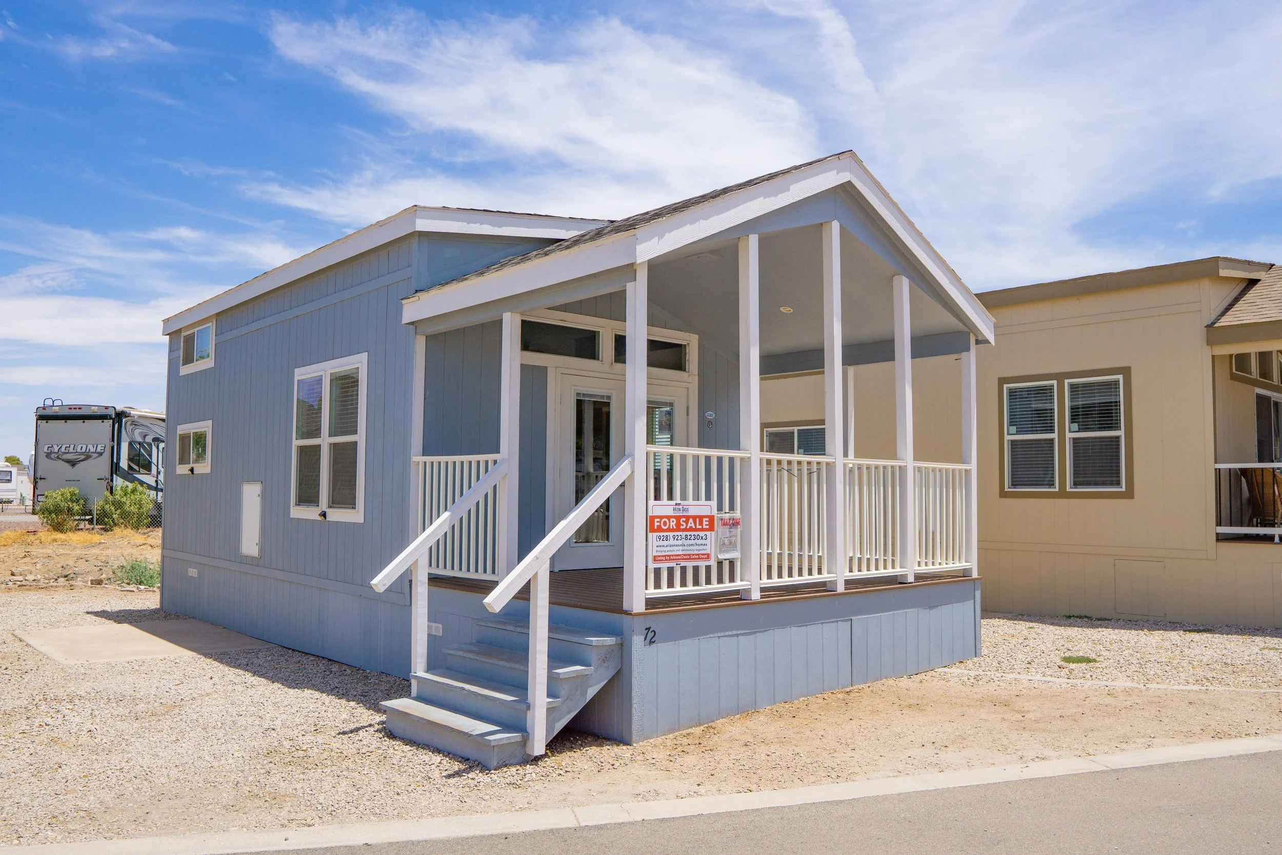 AZO 72 Exterior-5.jpg