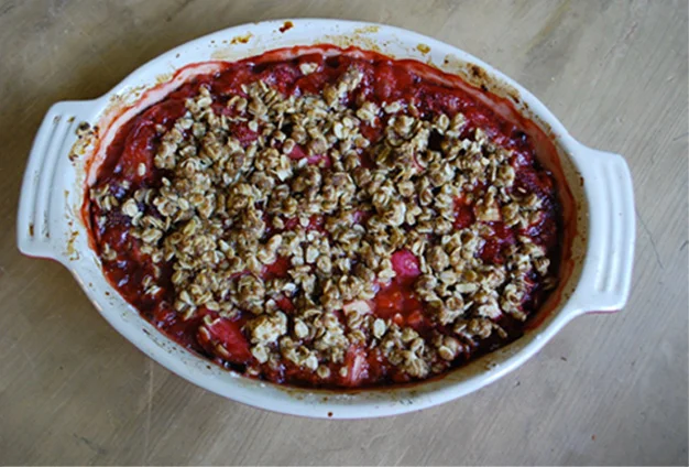 Strawberry Rhubarb Crisp