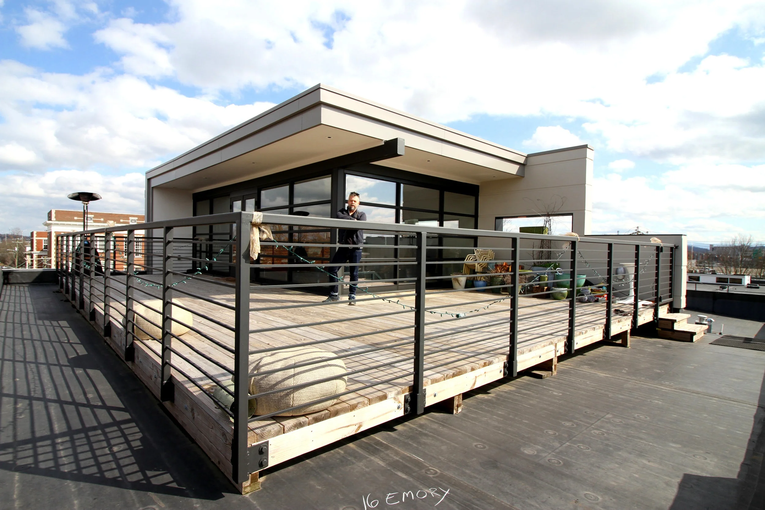TEXADA RESIDENCE