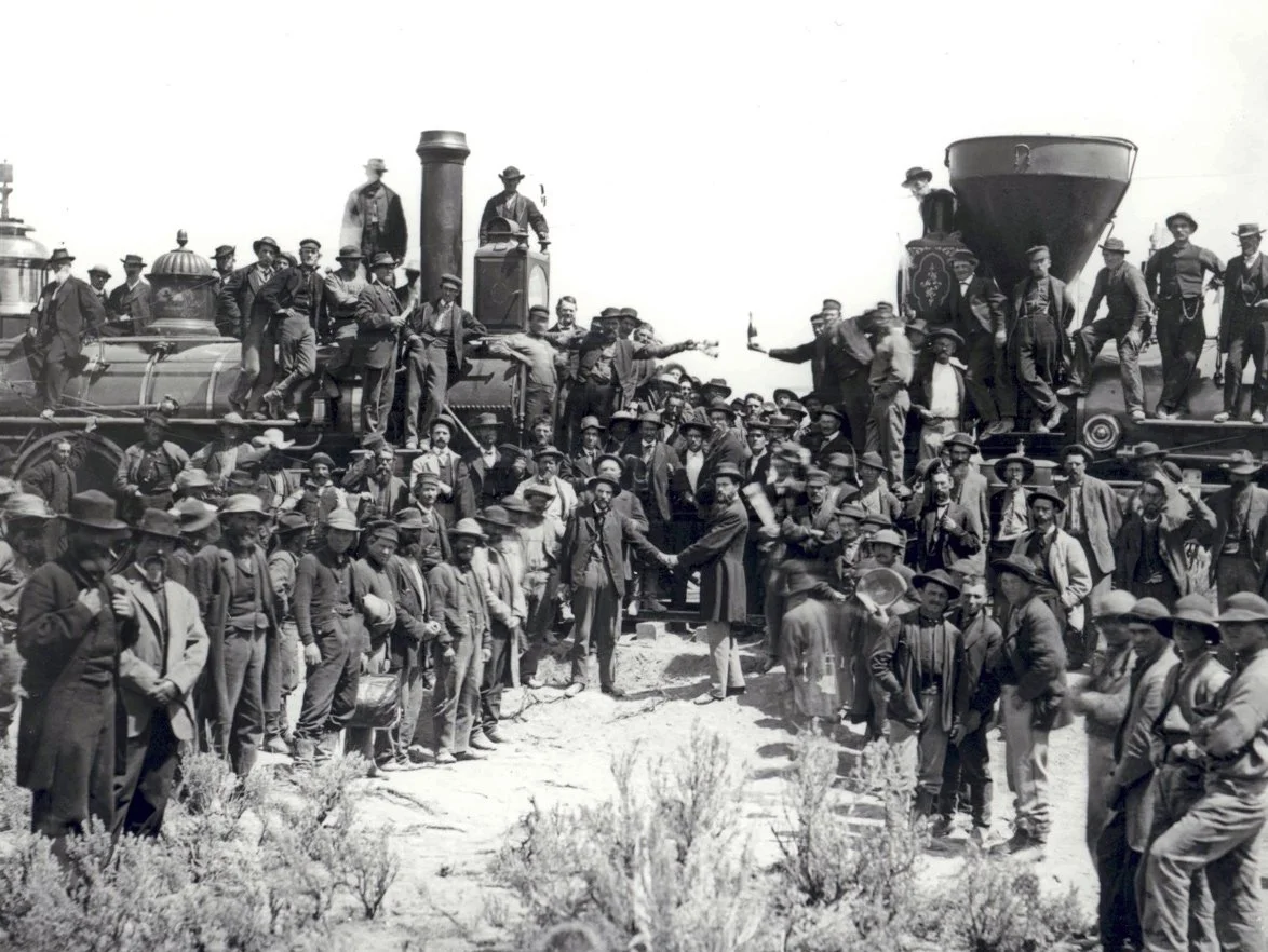 Rail coming together.jpg