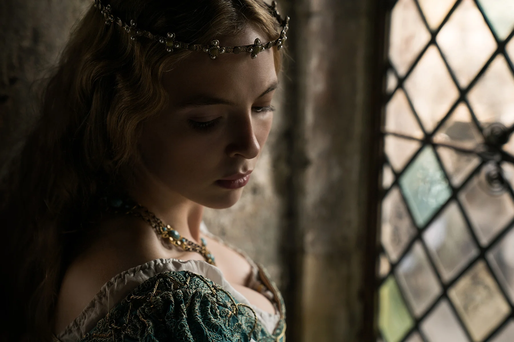 JodieComer(ElizabethOfYork)(2).jpg