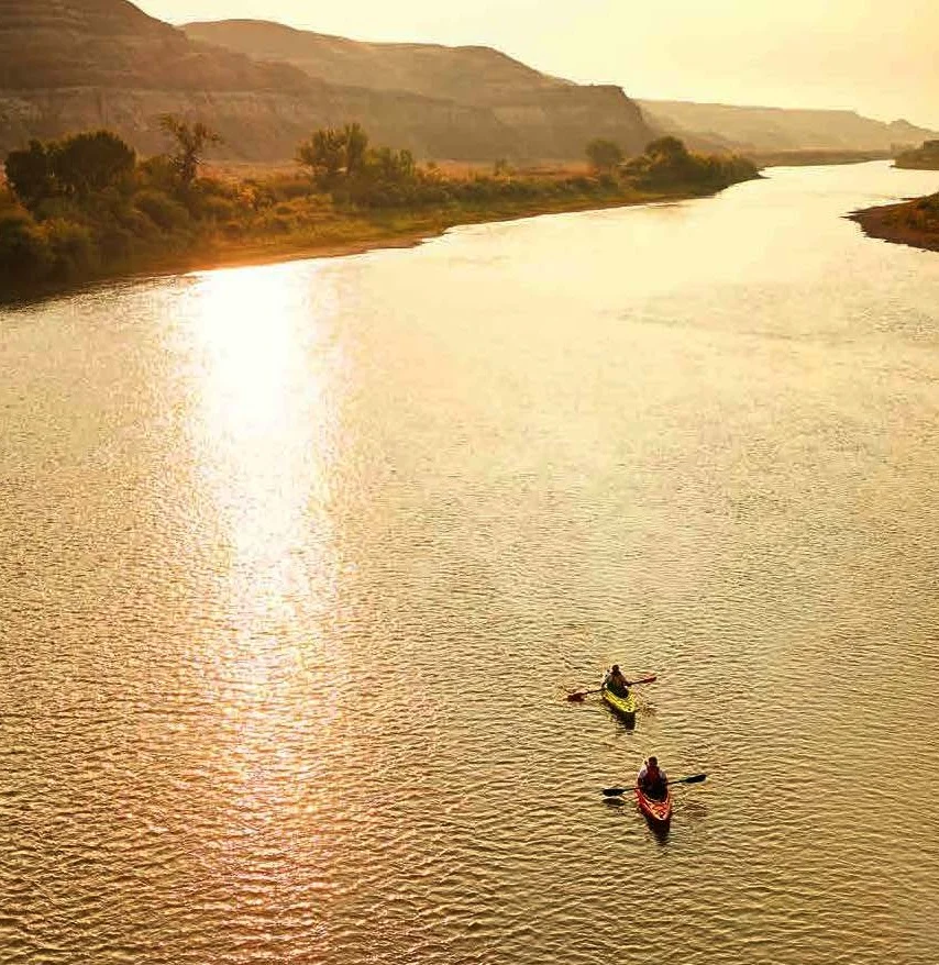 A lazy kayak down the Red Deer River - image courtesy Jeremy Fokkens