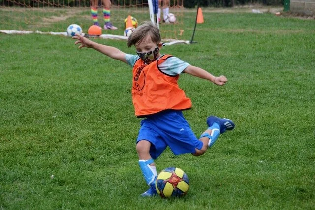 FBD41E01-9E09-42C3-A562-0CA11E223E05