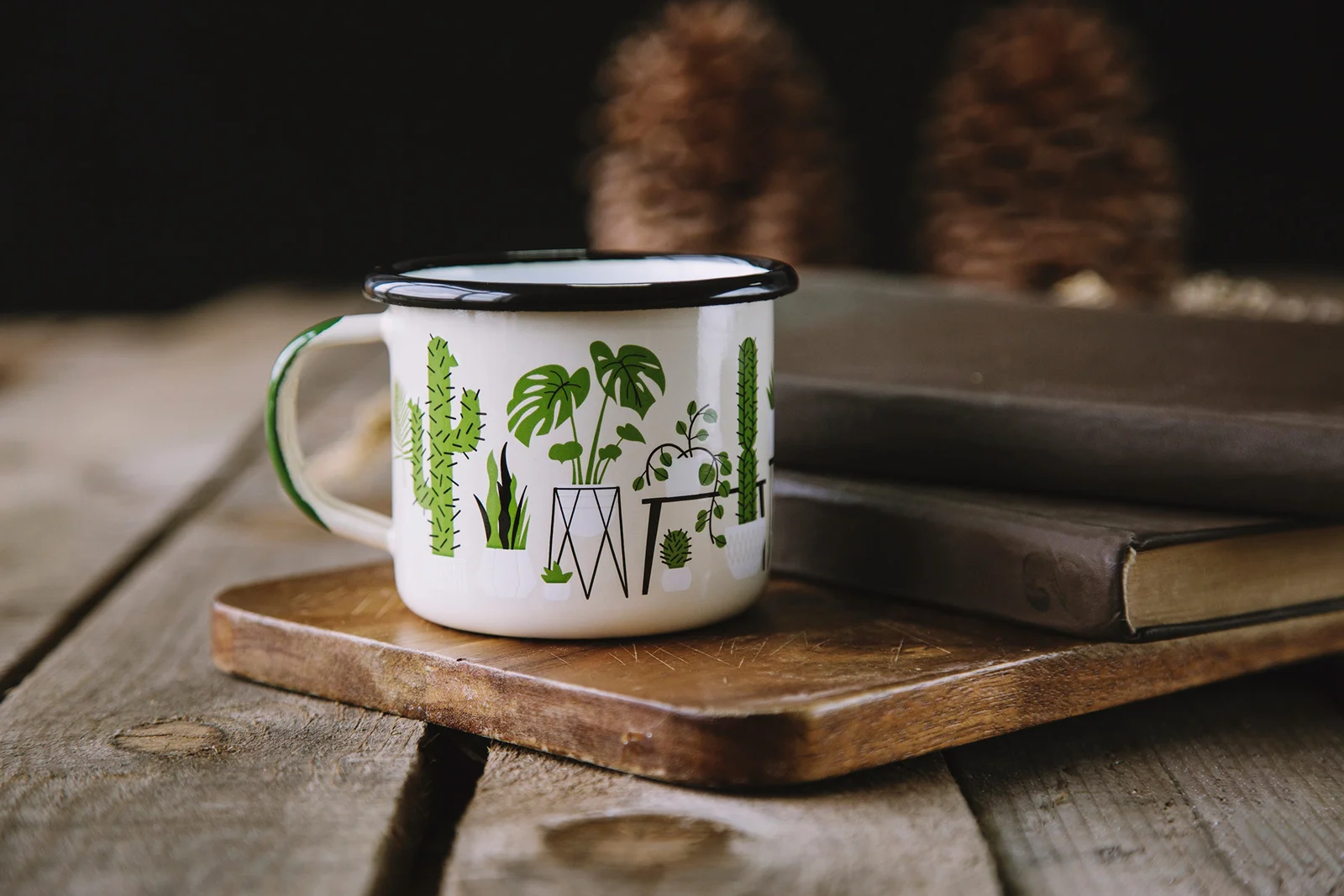 LOST-LUST-SUPPLY---8-cm-mug---cream-(4).jpg