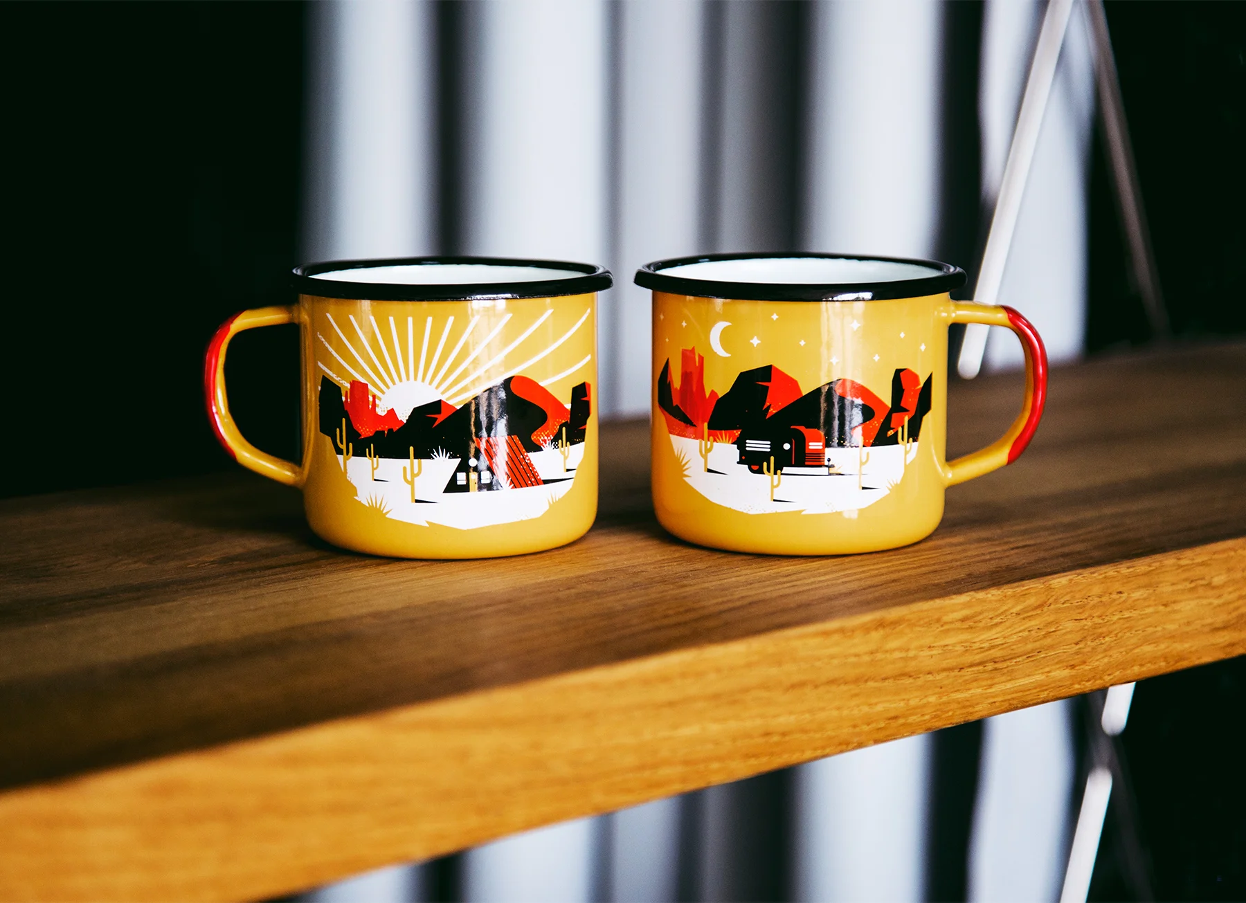 Lost-Lust---8-cm-mug---apricot-(5).jpg