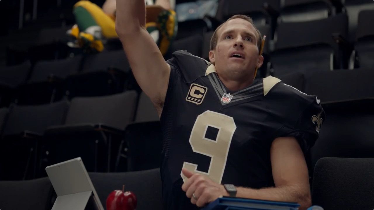 NFL+on+Xbox-+Professor+of+Game+Day+Evolution 03.png