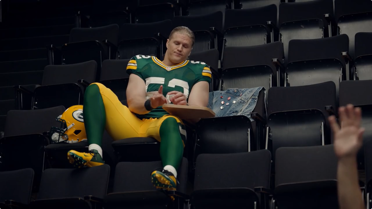 NFL+on+Xbox-+Professor+of+Game+Day+Evolution 06.png