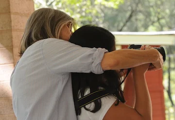 Teaching visually impaired teenagers photography