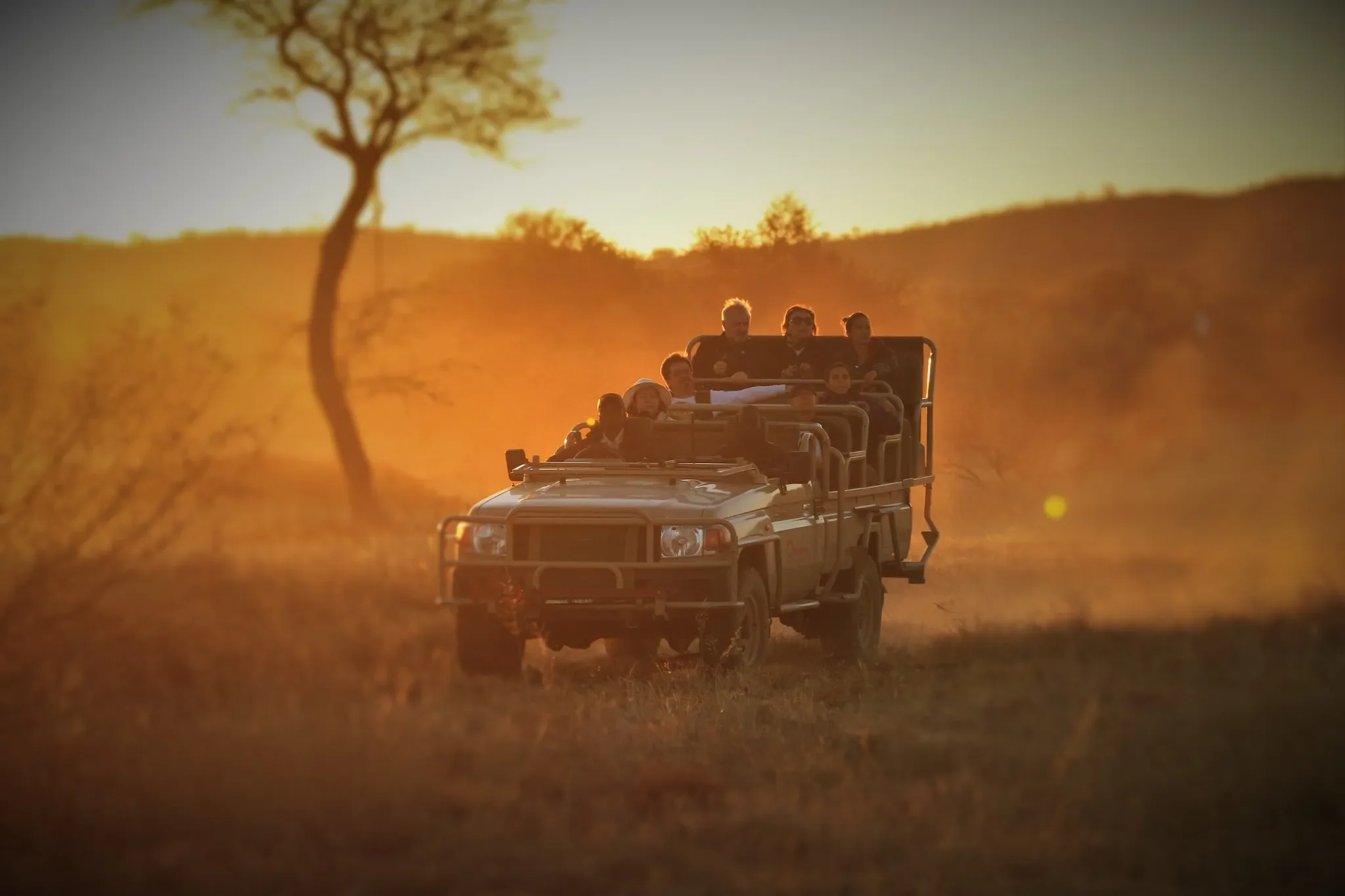 okonjima_lodge_nature_drive13.webp