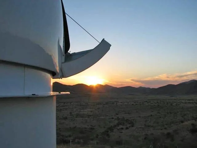 Observatorium-dome_at_sunset-1.jpg