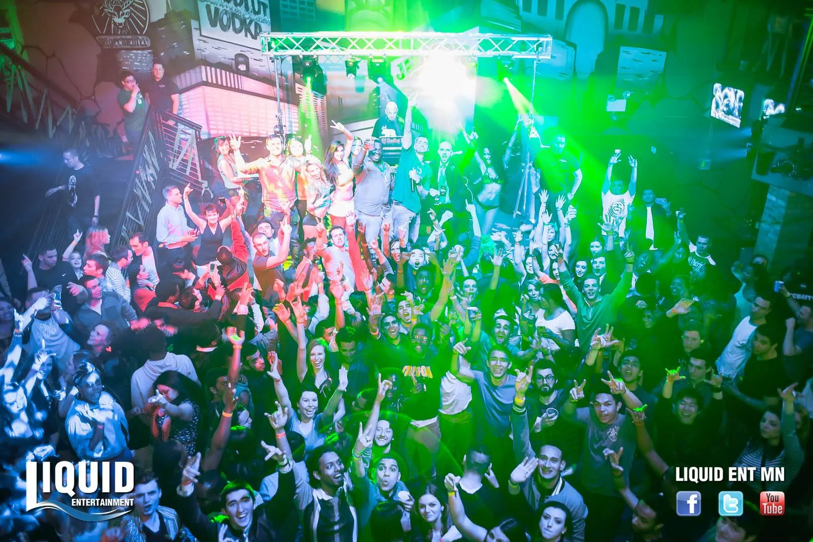 Stage - 2015.jpg
