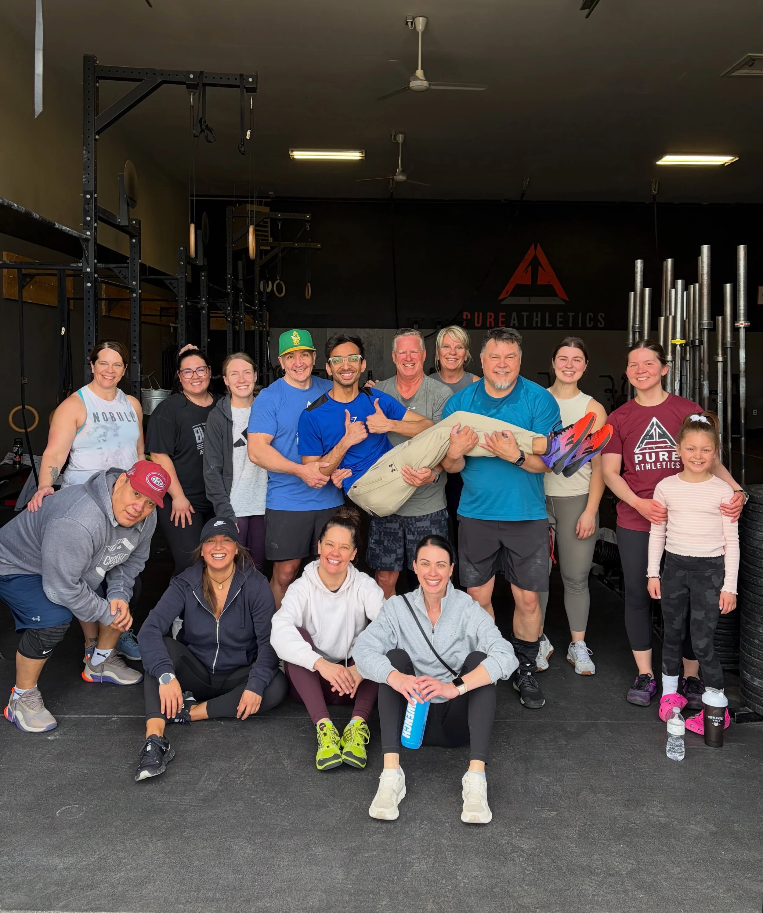 Shared suffering is a surprisingly effective way to make friends 🫱🏼&zwj;🫲🏽😅🏋️

#pureathletics #gymfriends #fitnesscommunity #workoutbuddies #ﬁtfam