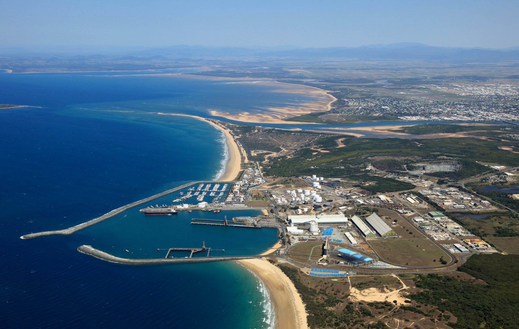  Aerial view of the Mackay Marina and beaches 