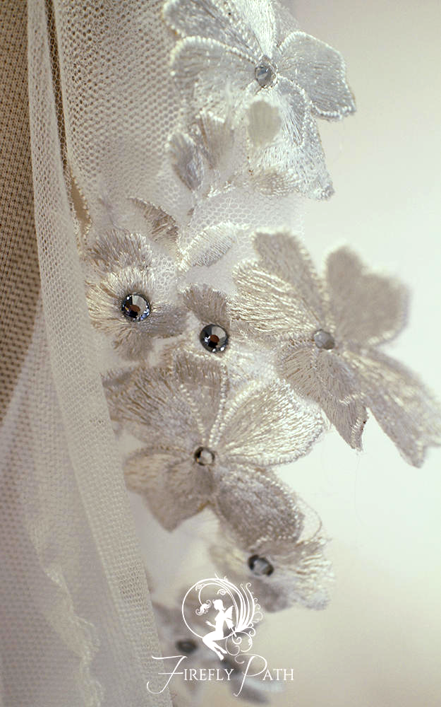 fantasy_fashion_white_floral_sheer_cape_costume_005x.png