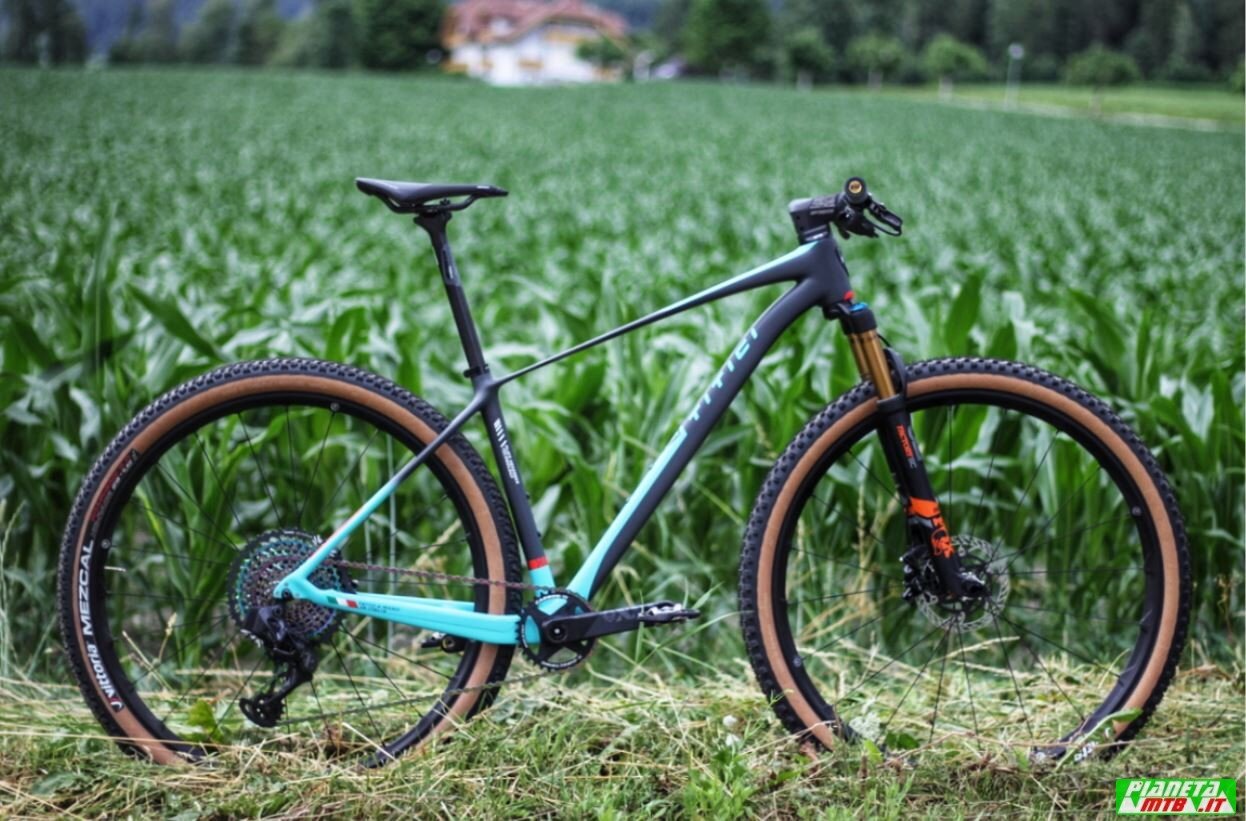 Titici F-XC02 mountain bike