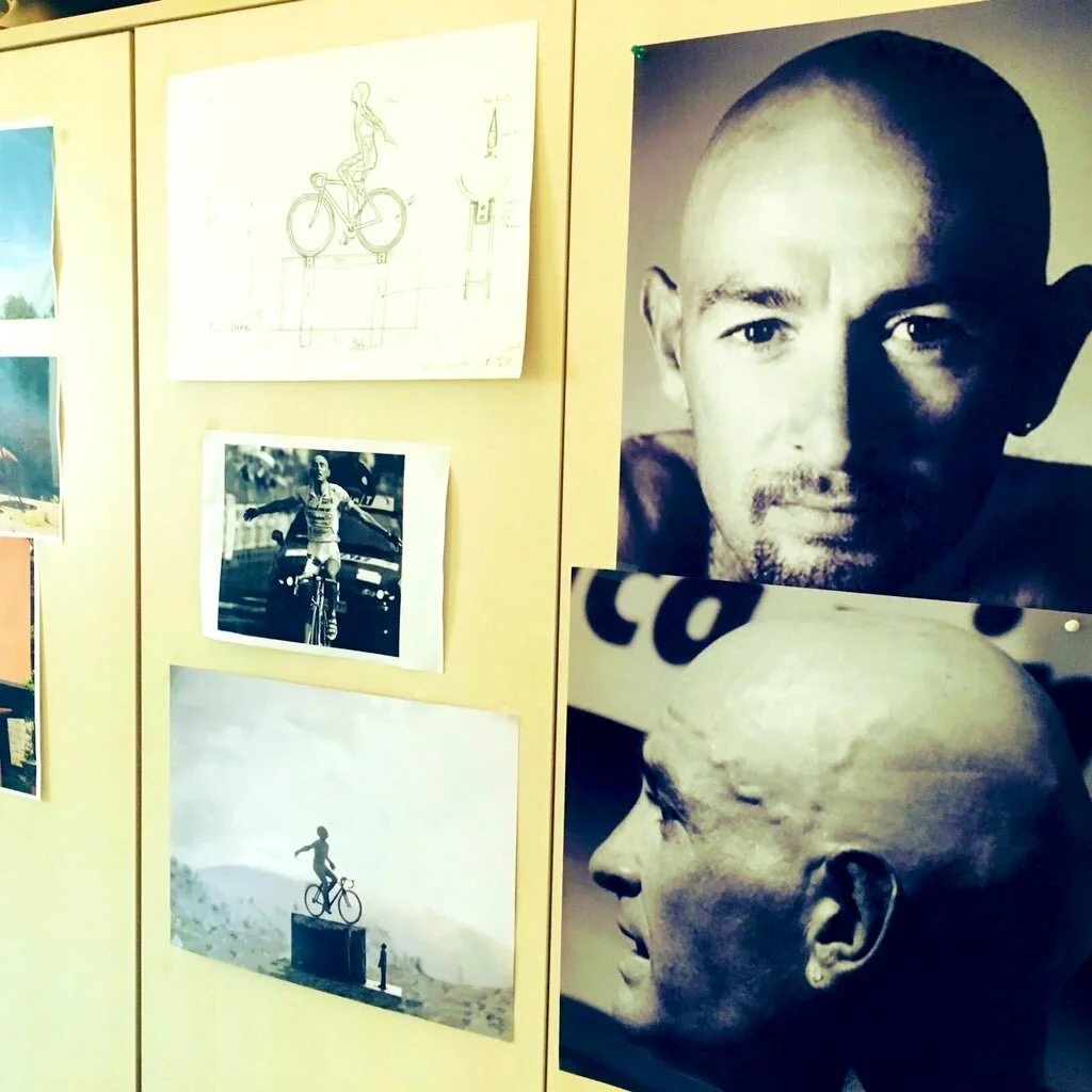 Marco Pantani statue at Plan Il Montecampione