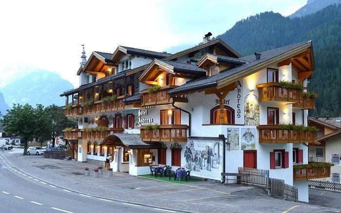 Hotel Andreas Canazei Dolomites