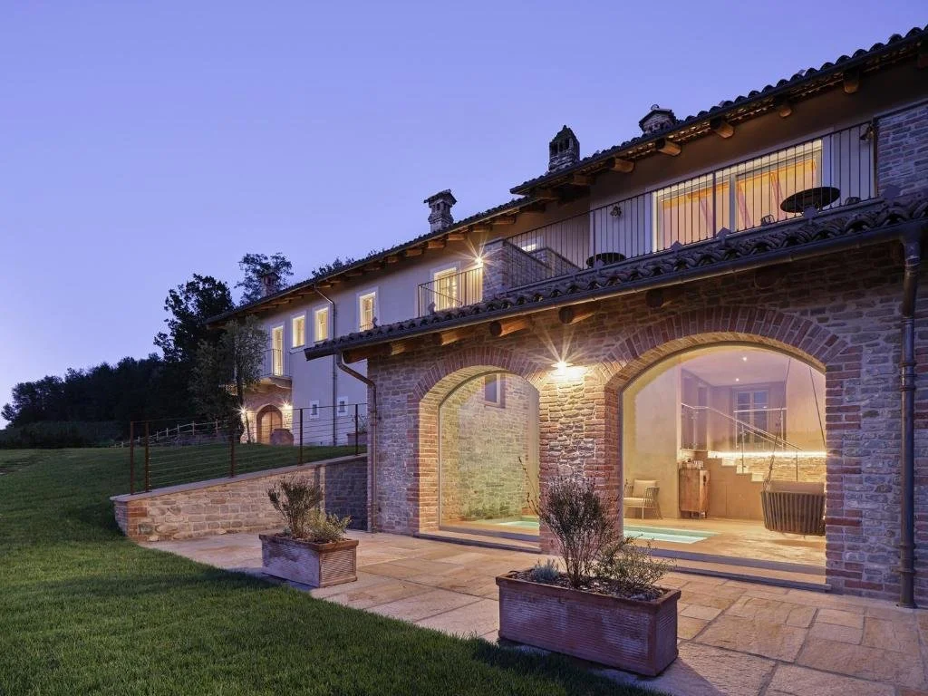 Tenuta Bussia in Monforte d'Alba