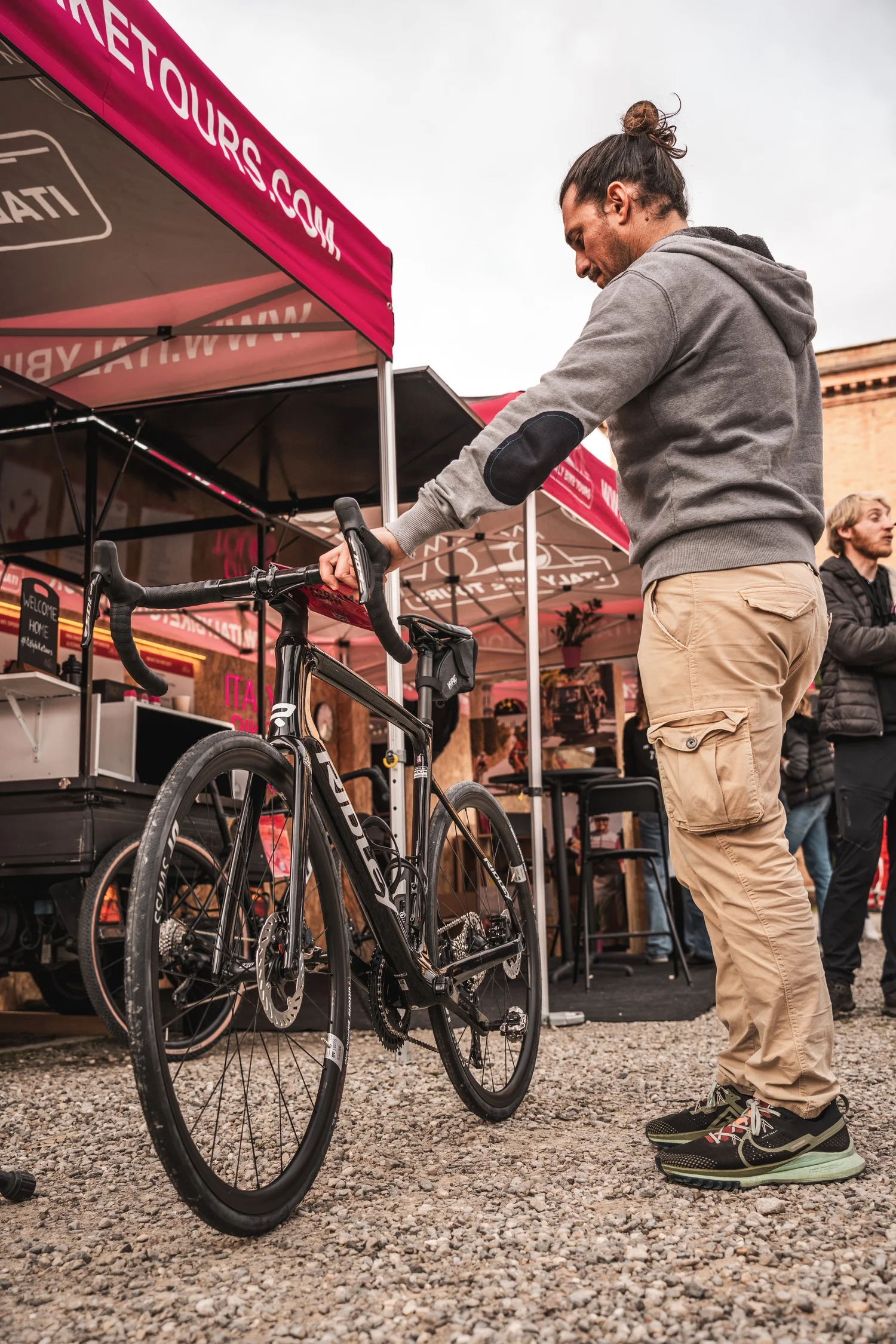 Bike hire for Strade Bianche Gran Fondo 2027