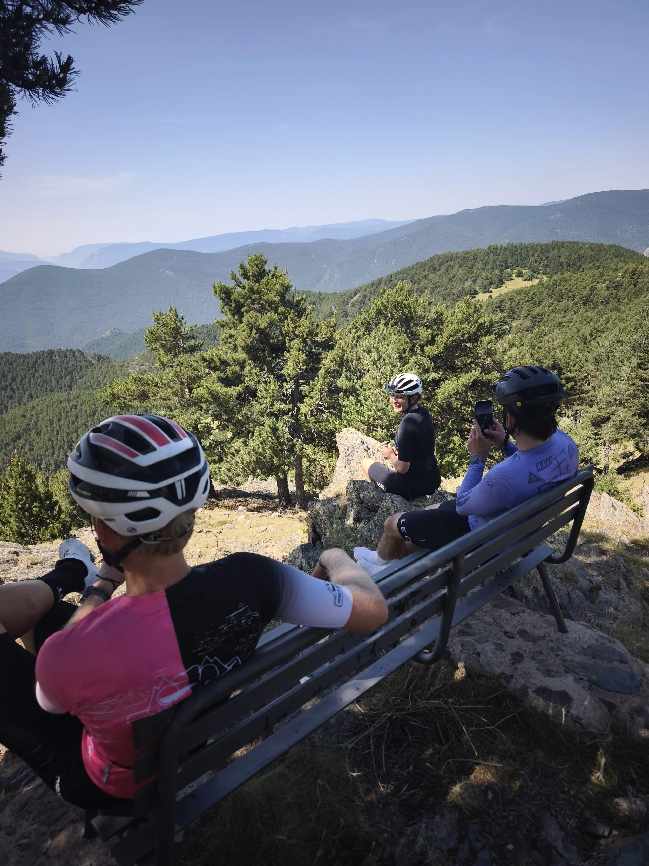 Cycling tours in the Pyrenees