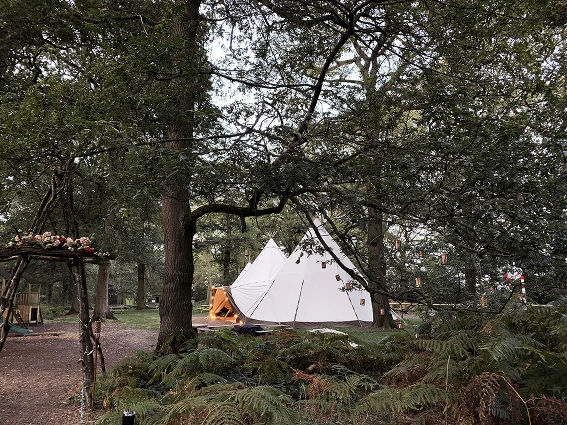 CANVAS AND LIGHT TIPIS / AUTUMN OPEN DAY