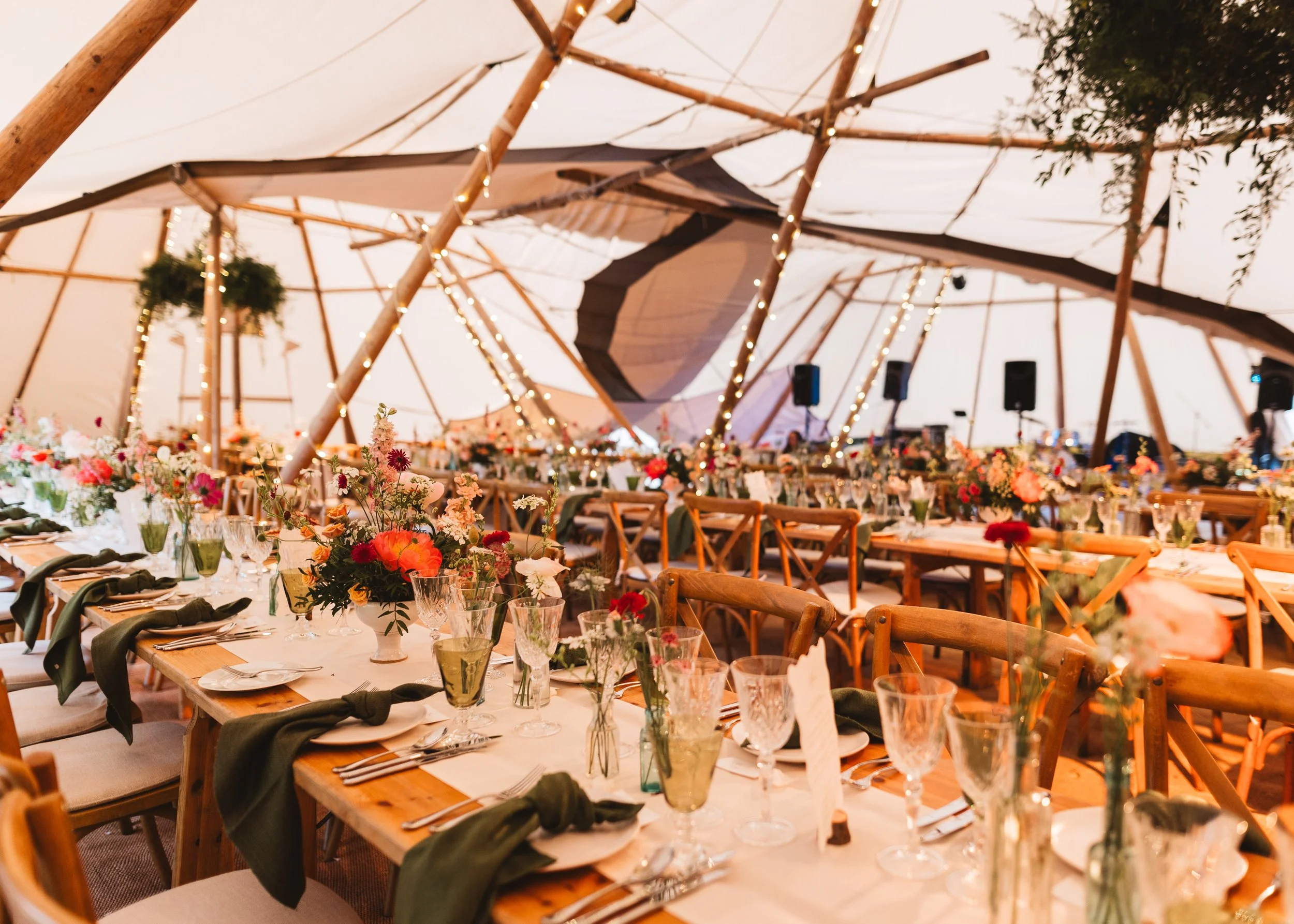 canvas-and-light-cream-canvas-giant-tipi-hire-Mel-Scott-hollie-carlin-1.jpg