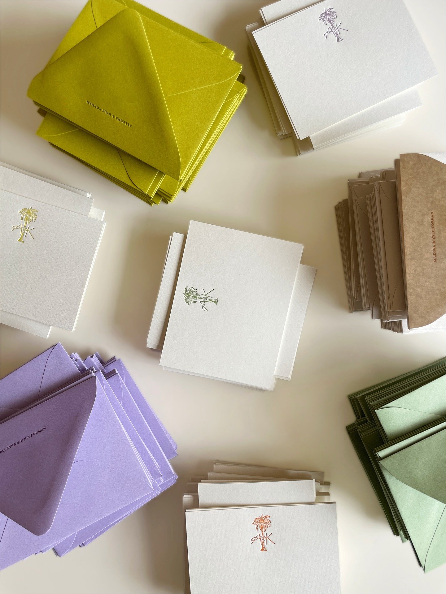 Writing 300 thank you notes - a wholly admirable, albeit unenviable task. 💌 ✍️

A&amp;K calligraphy by @gemtones paired with our Palila palm tree letterpressed in 4 coordinating colors on ivory paper.