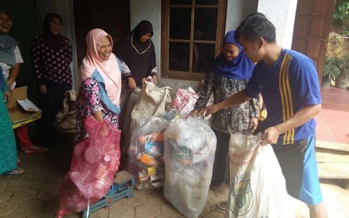 Bank Sampah PKK Gemawang Ubah Sampah Jadi Pendulang Ekonomi 